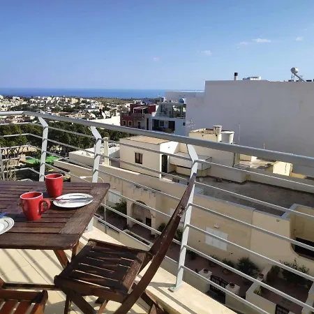 Spectacular Views-mellieha, 3 Bedrooms Apartament *